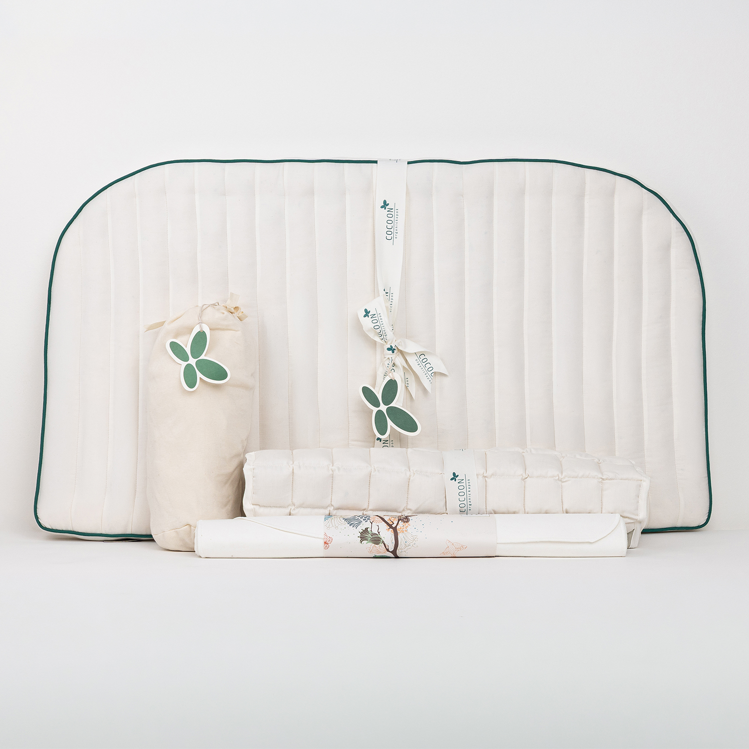 Startpakke til Babybay Maxi & Boxspring | Indeholder 1 x kapok madras, 1 x rullemadras, 1 x vådliggerlagen & 2 x stræklagner - Cocoon Company