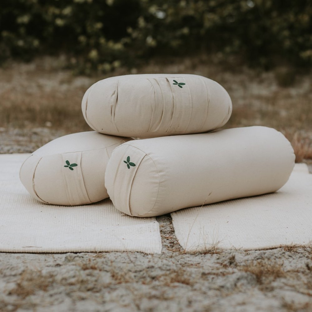 Kapok Zafu Crescent Meditation Pillow - Cool Grey