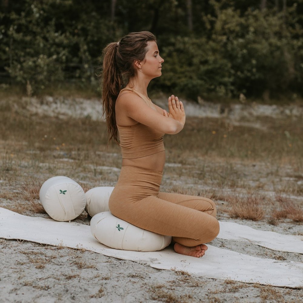 Kapok Zafu Crescent Meditation Pillow - Cool Grey